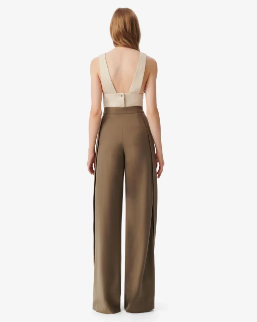HIGH-WAISTED PANTS