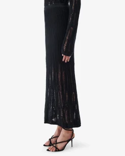LONG LOOSE-KNIT SKIRT