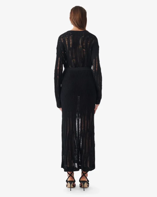 LONG LOOSE-KNIT SKIRT