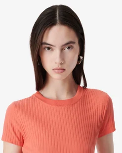 SHORT-SLEEVED T-SHIRT